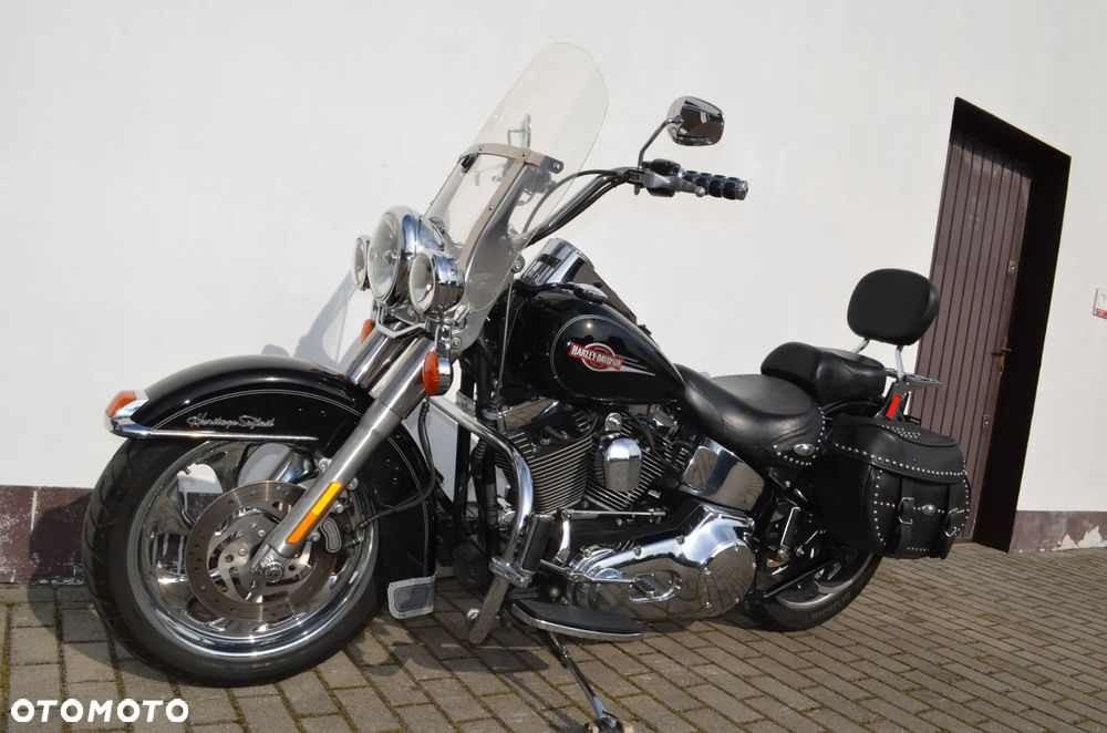 Harley-Davidson Softail Heritage Classic - 39