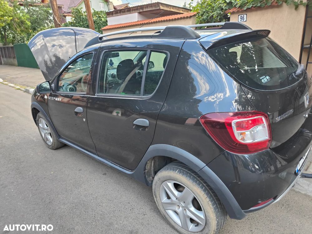 Dacia Sandero 0.9 Stepway - 4