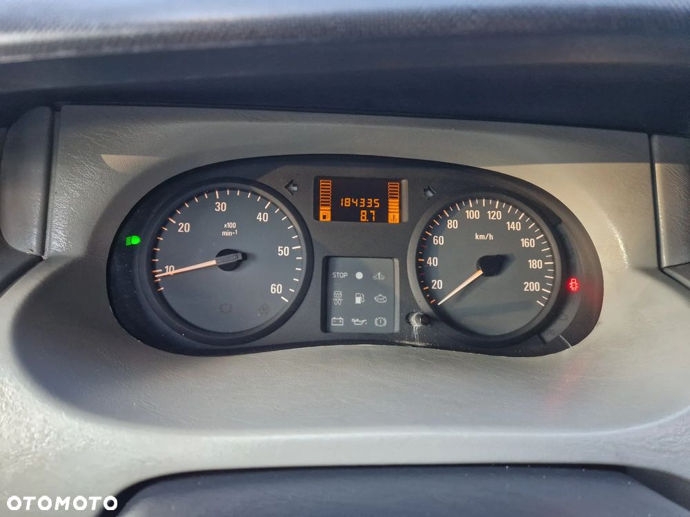 Opel VIVARO - 14