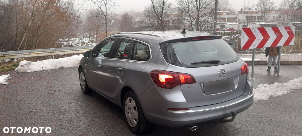 Opel Astra 1.4 Turbo - 10