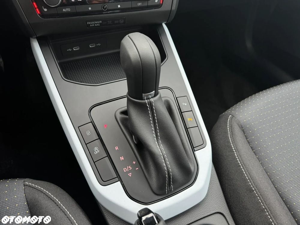 Seat Arona 1.0 TSI Style S&S DSG - 11