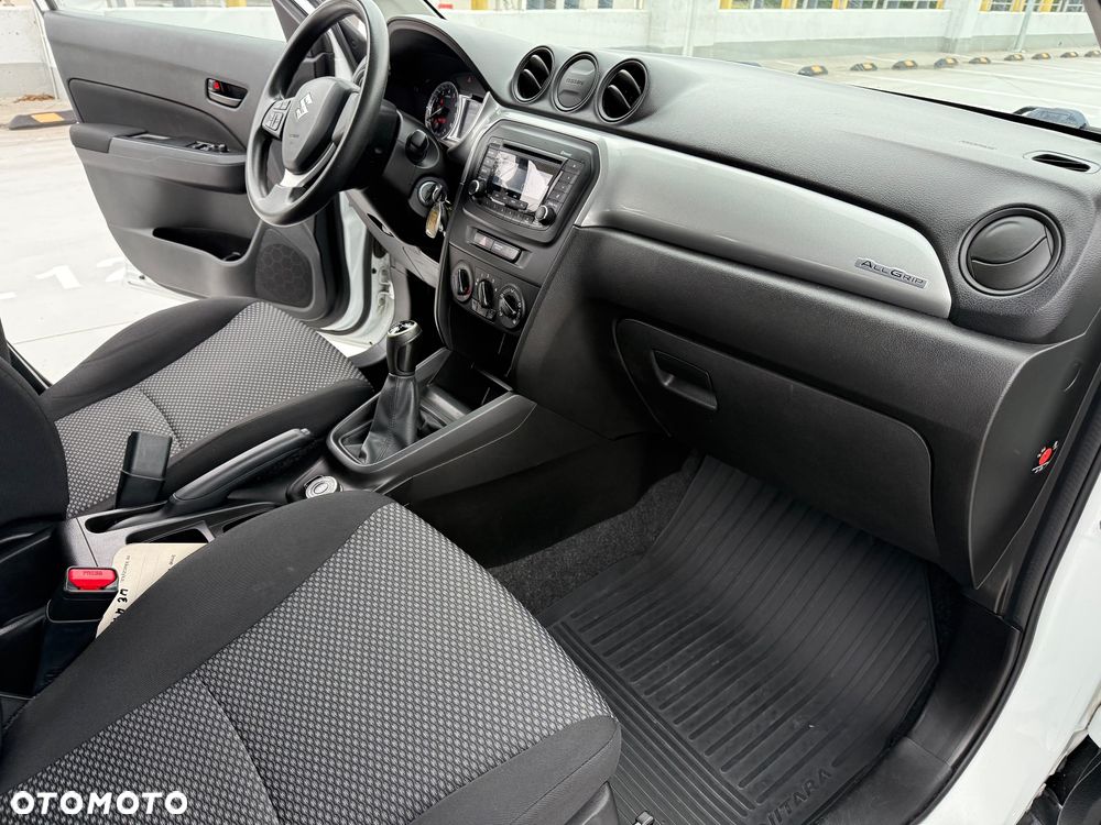 Suzuki Vitara 1.6 Comfort 4WD - 27