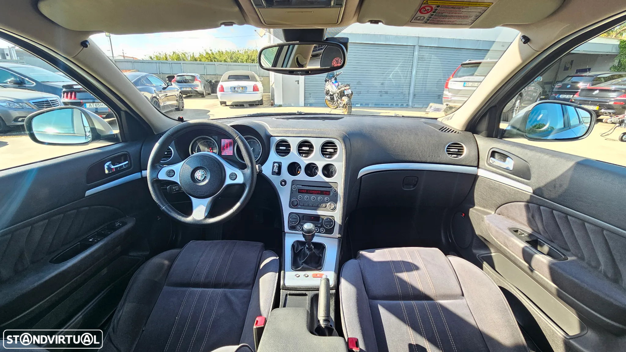 Alfa Romeo 159 Sportwagon 1.9 JTDm 16V Elegante - 13