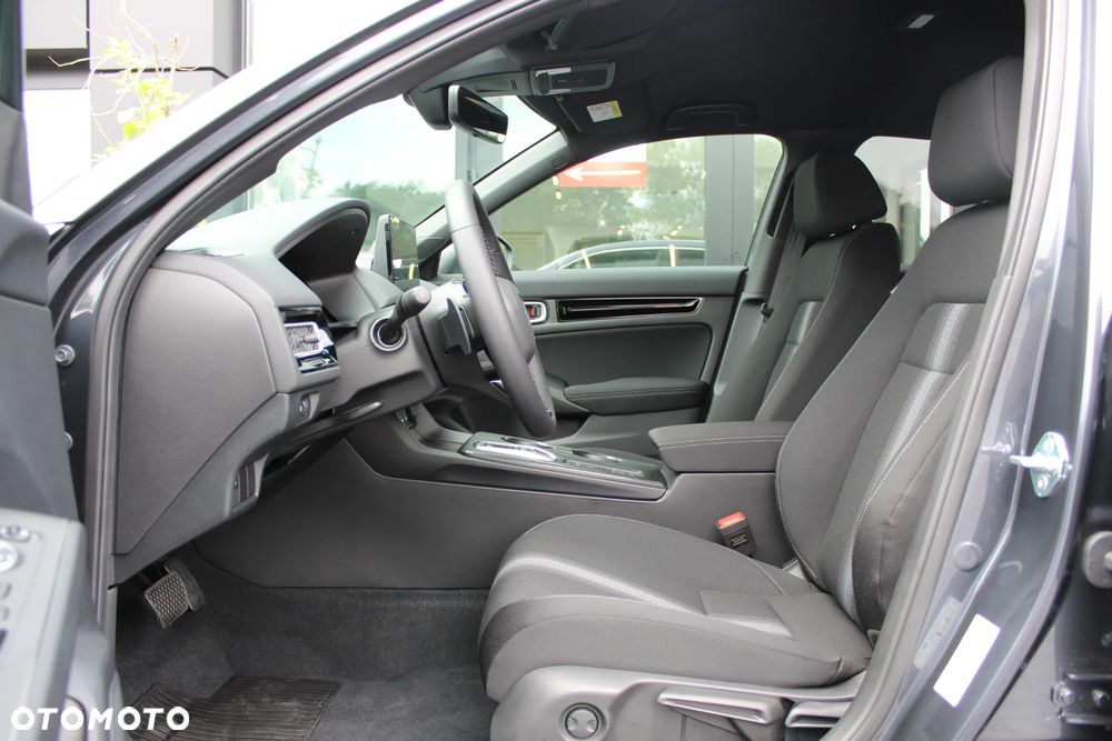 Honda Civic 2.0 i-MMD Elegance CVT - 6