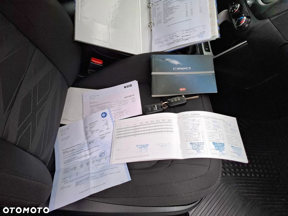 Kia Ceed 1.6 GDI Platinum Edition - 27