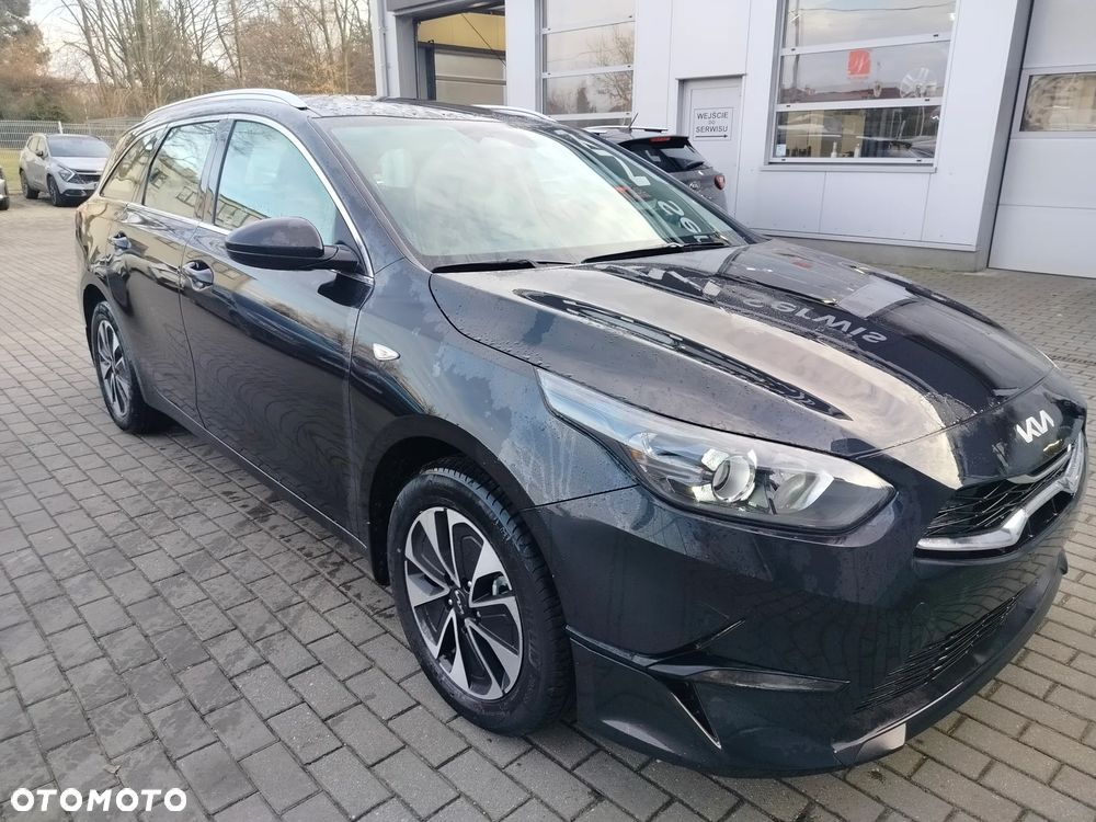 Kia Ceed 1.5 T-GDI M - 6