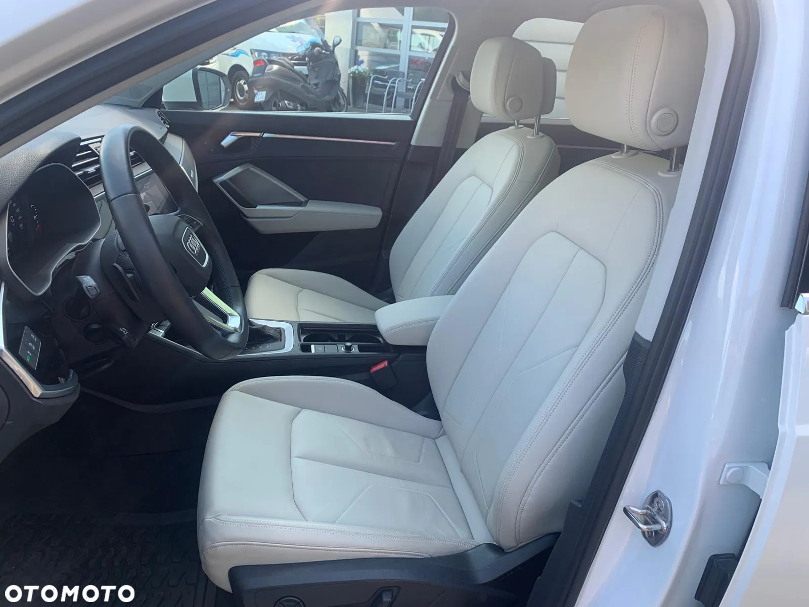 Audi Q3 40 TFSI quattro S tronic S line - 13