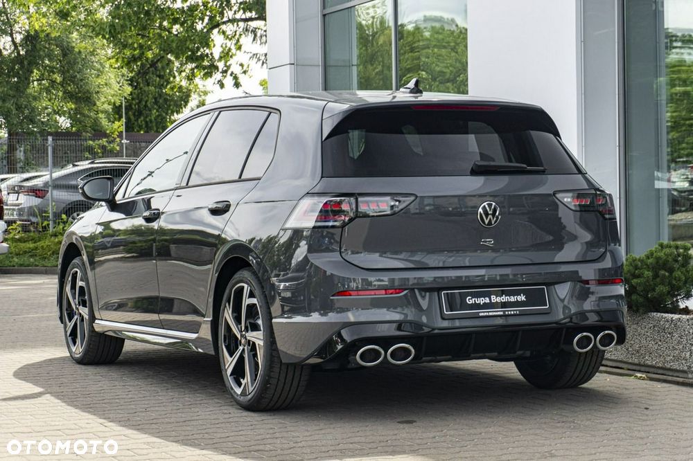 Volkswagen Golf - 7