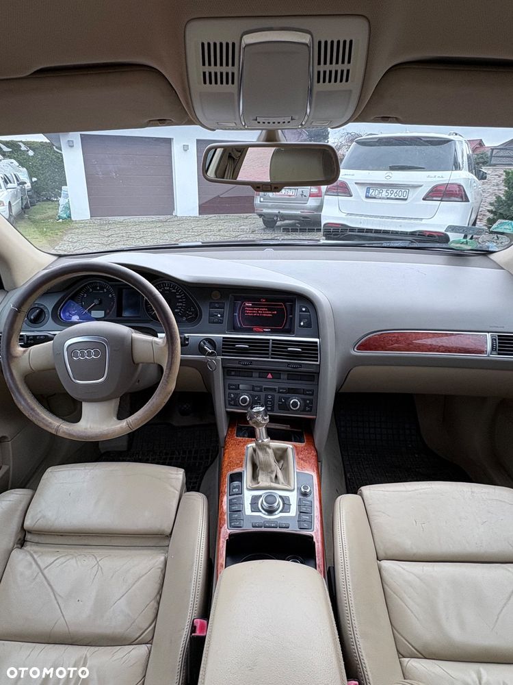 Audi A6 Limousine 2.4 - 16