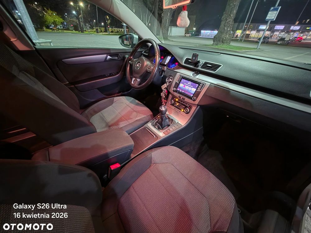 Volkswagen Passat 2.0 TDI DPF Comfortline - 15