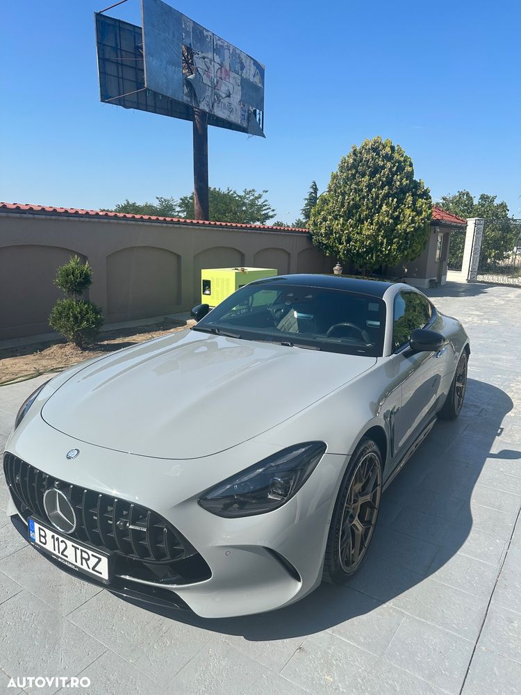 Mercedes-Benz AMG GT R - 2