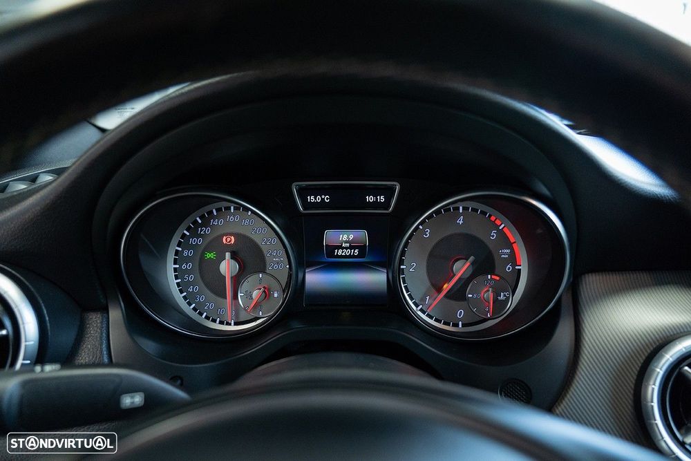 Mercedes-Benz CLA 180 CDI - 26