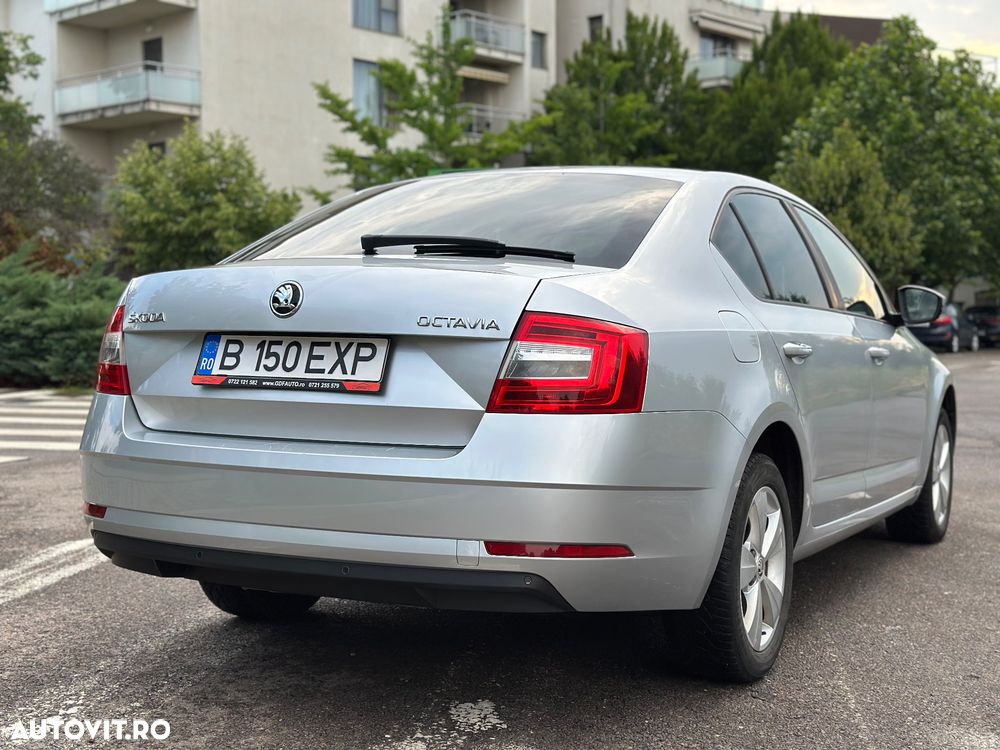 Skoda Octavia 1.6 TDI Ambition - 8