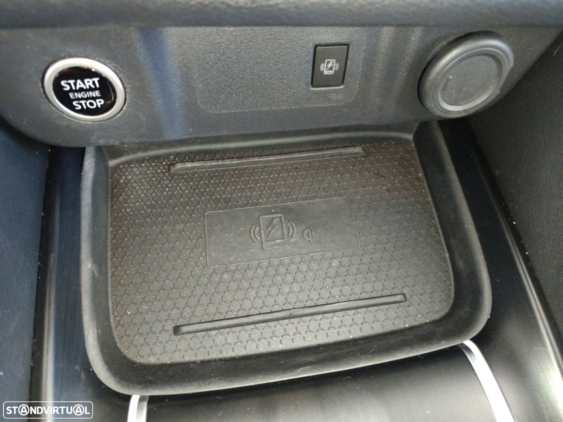 Nissan Qashqai 1.3 DIG-T N-Connecta - 28