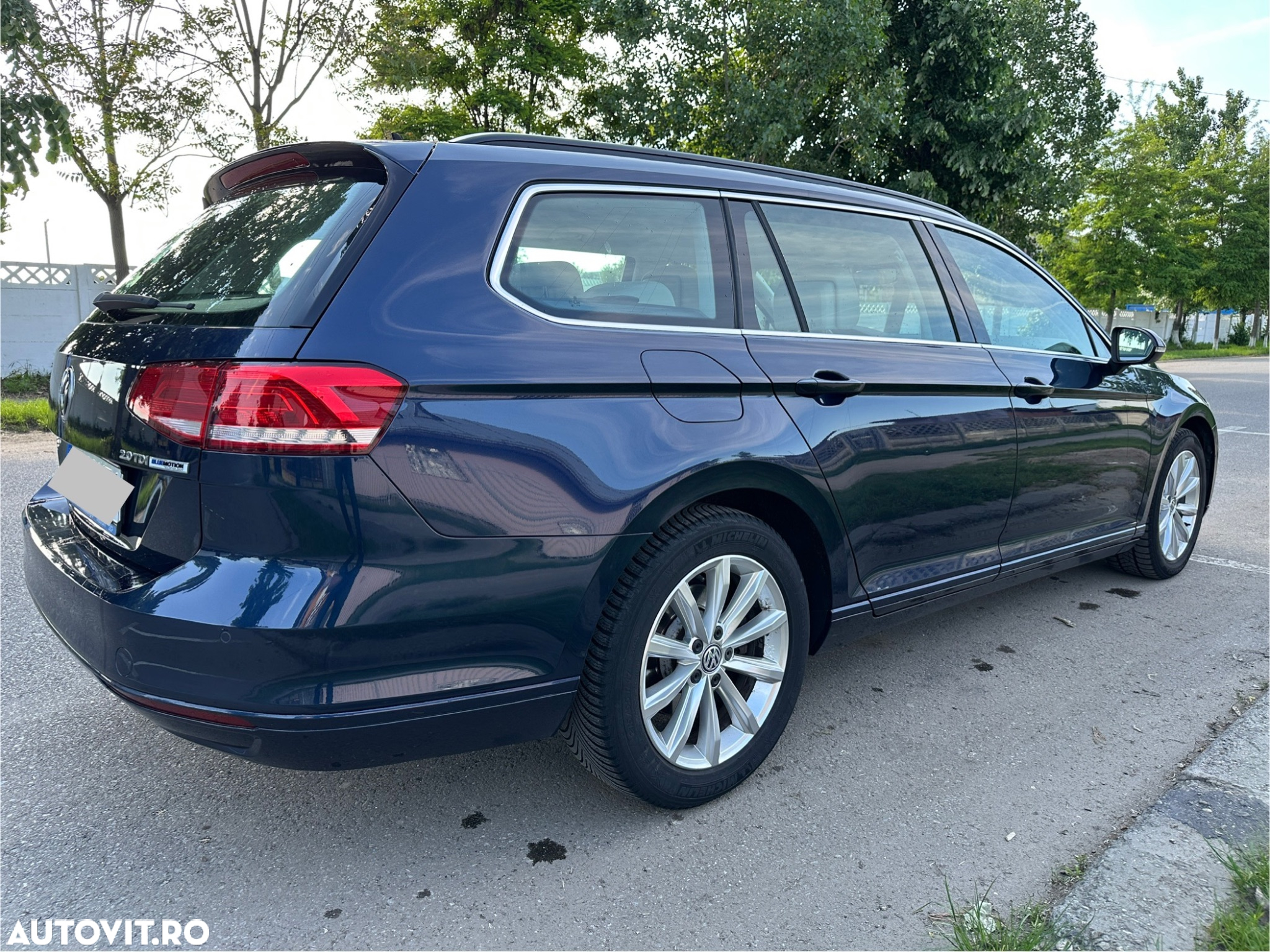 Volkswagen Passat Variant 2.0 TDI DSG (BlueMotion Technology) Highline - 8
