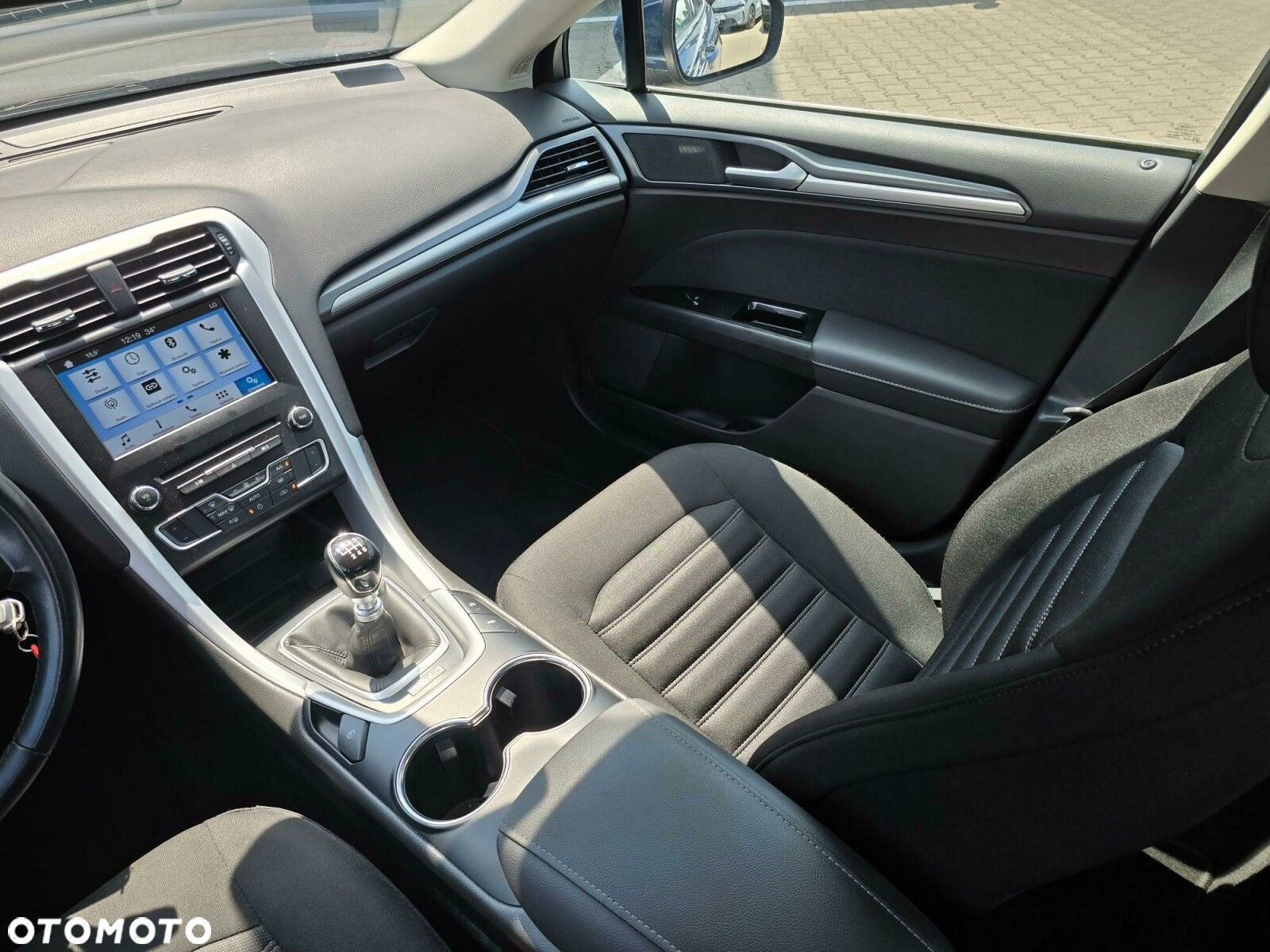 Ford Mondeo 1.5 EcoBoost Trend - 14