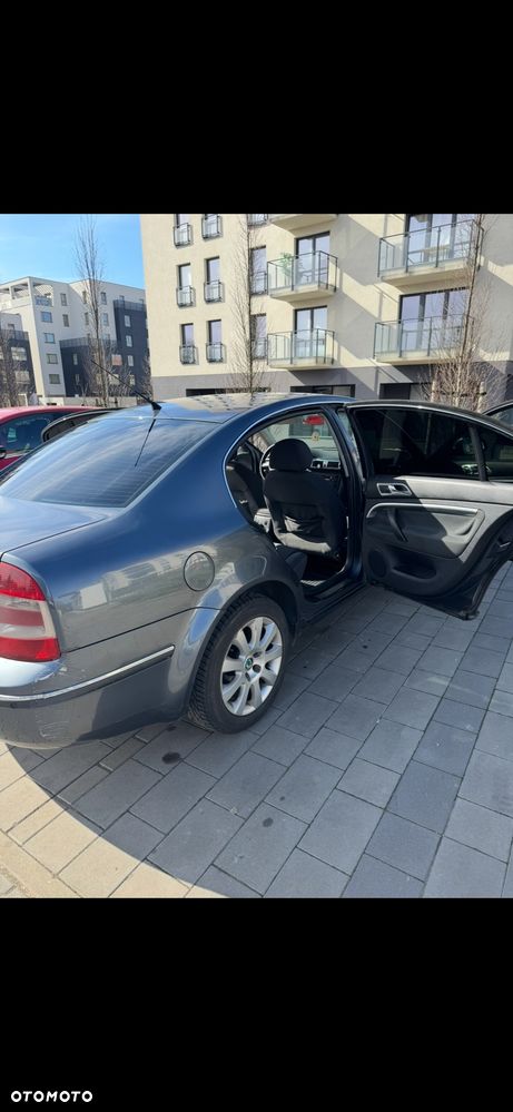 Skoda Superb 1.9 TDI Prestige - 6