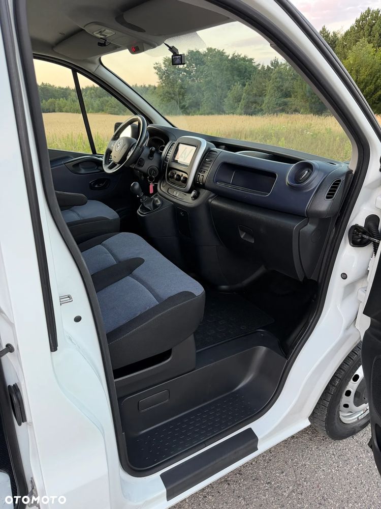 Opel VIVARO*LED*klima*drzwi 270" tylnie*Car Play*dobre auto! - 8