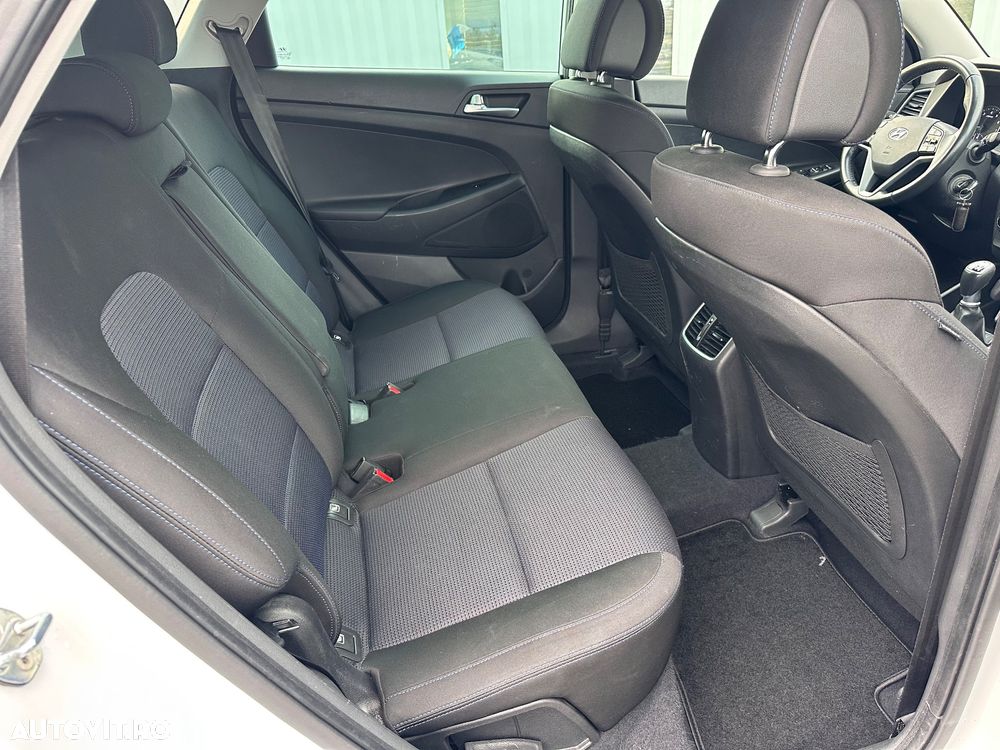 Hyundai Tucson 1.6 T-GDi 4WD 6MT Style - 19