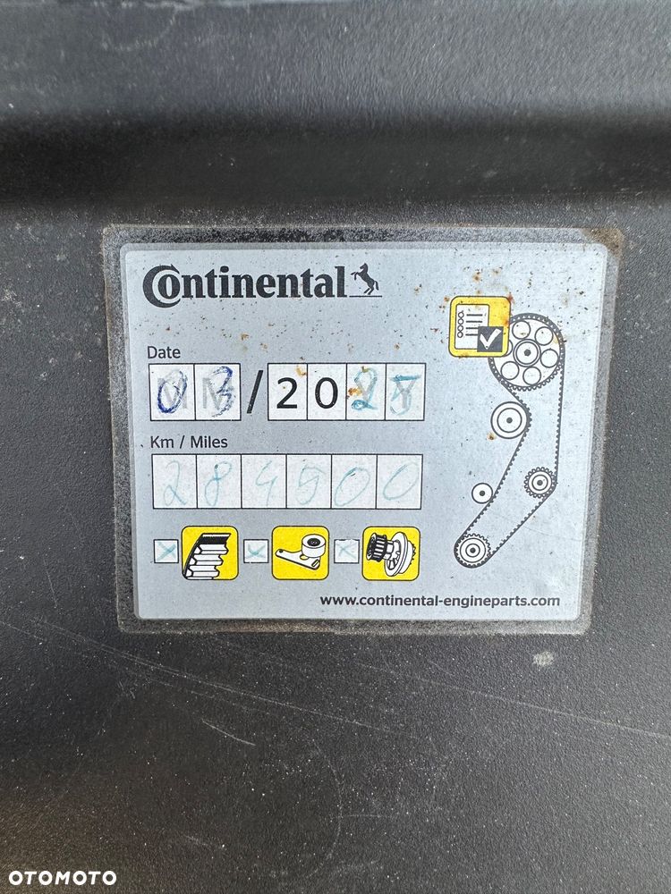 Volkswagen Passat 2.0 TDI Highline DSG - 27