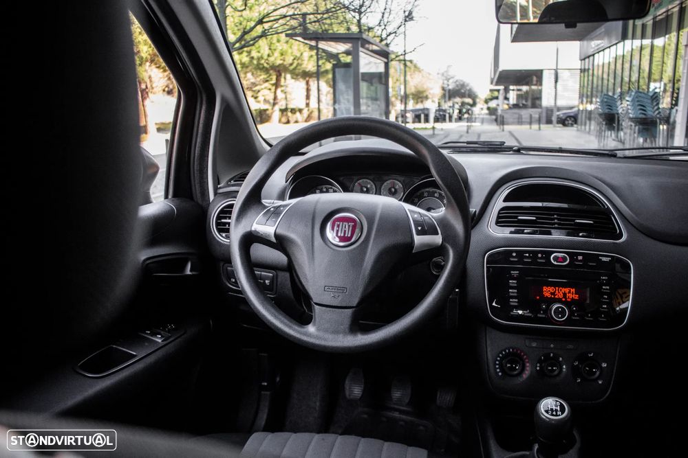 Fiat Punto 1.3 M-Jet Easy S&S - 29