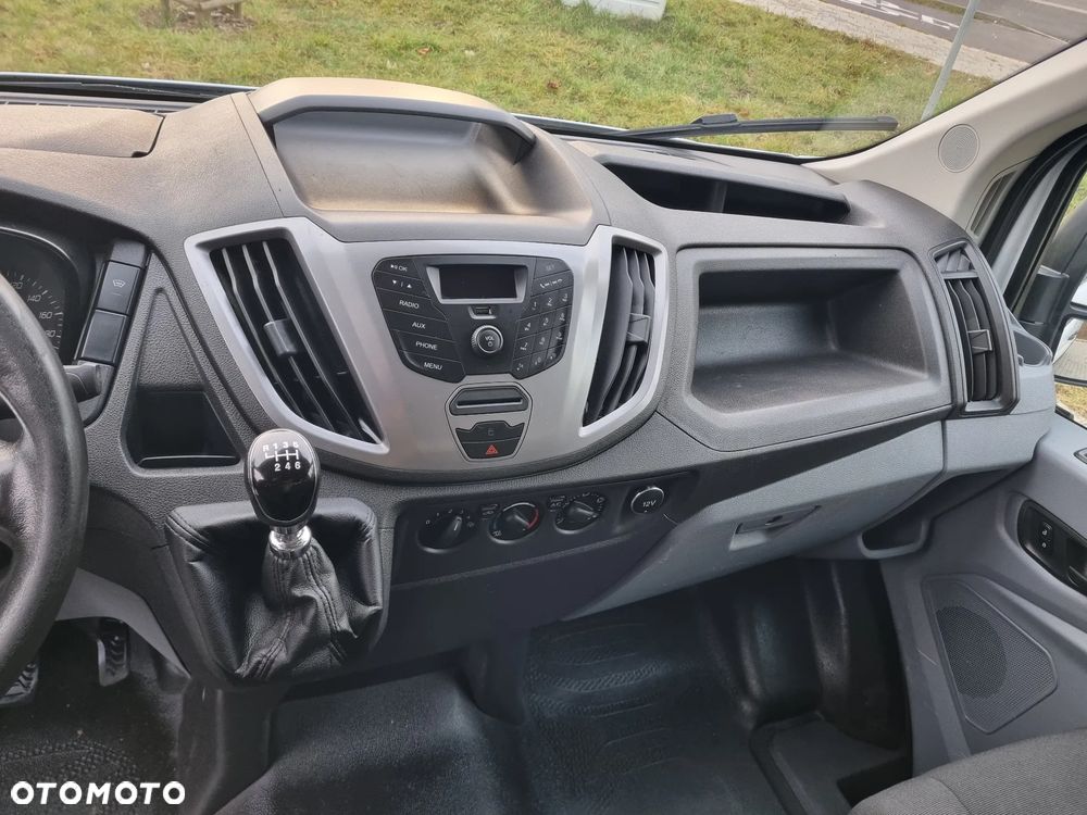 Ford Transit - 9
