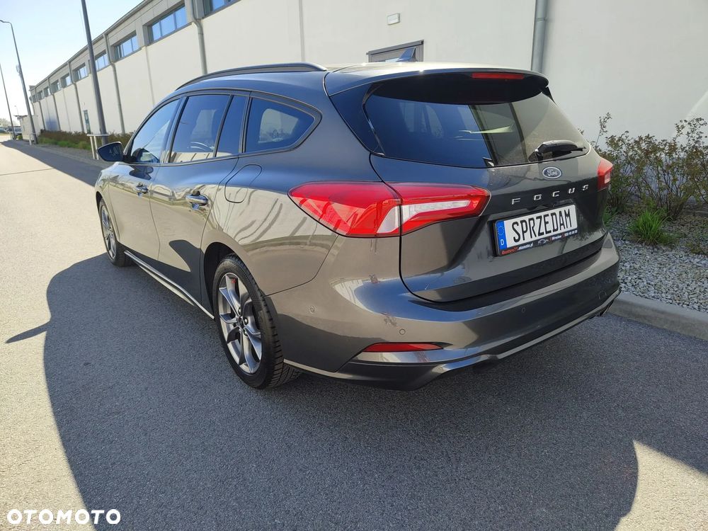 Ford Focus 1.5 EcoBlue Start-Stopp-System ST-LINE X - 6