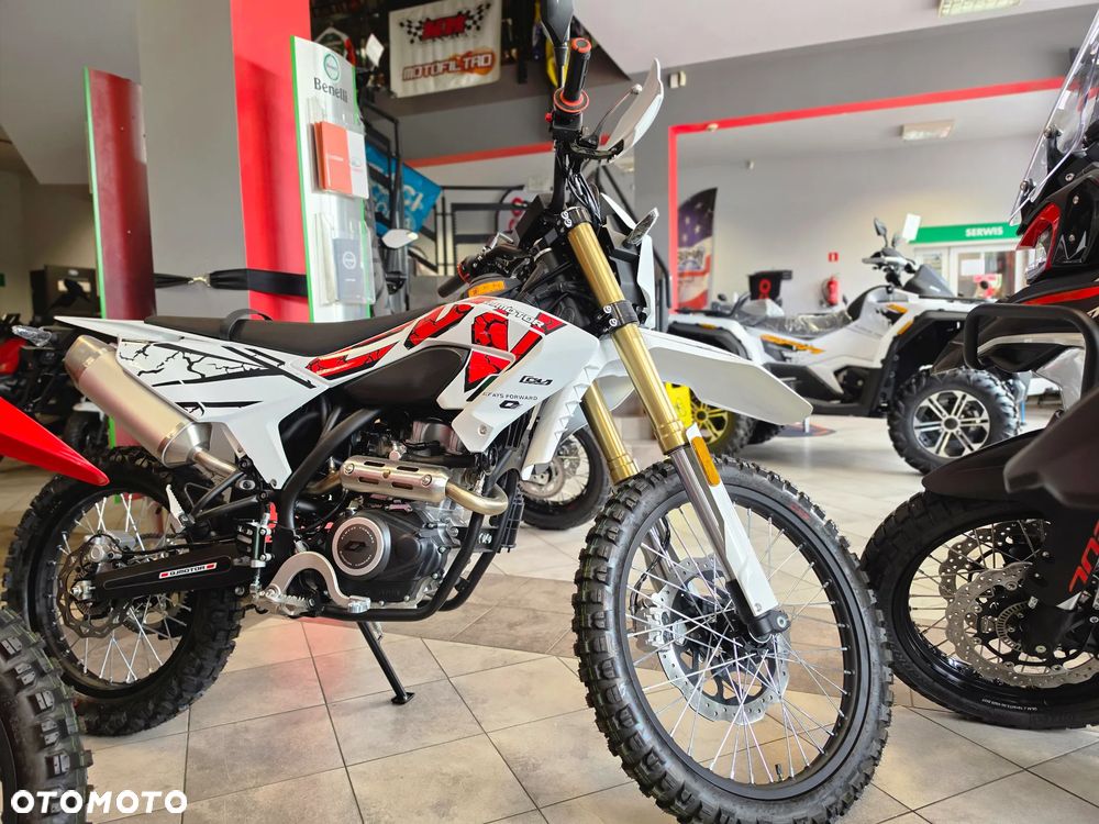 QJMOTOR COV 125X - 8