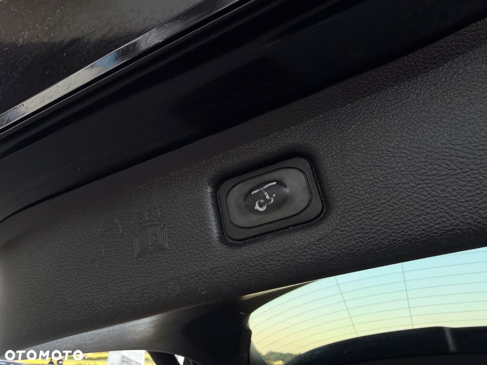 Ford S-Max - 16