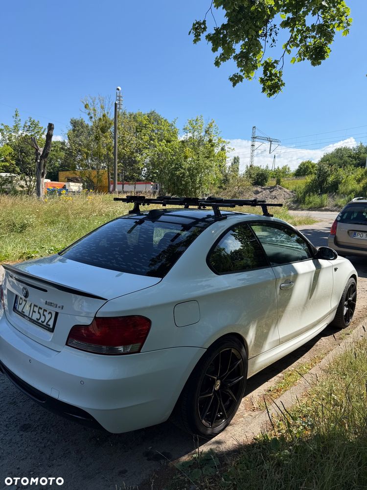 BMW Seria 1 123d - 5