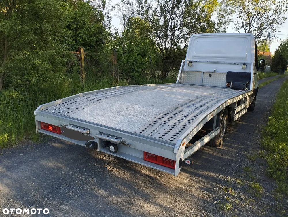 Mercedes-Benz Sprinter - 10