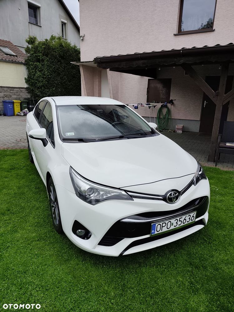 Toyota Avensis 2.0 D-4D Selection - 2