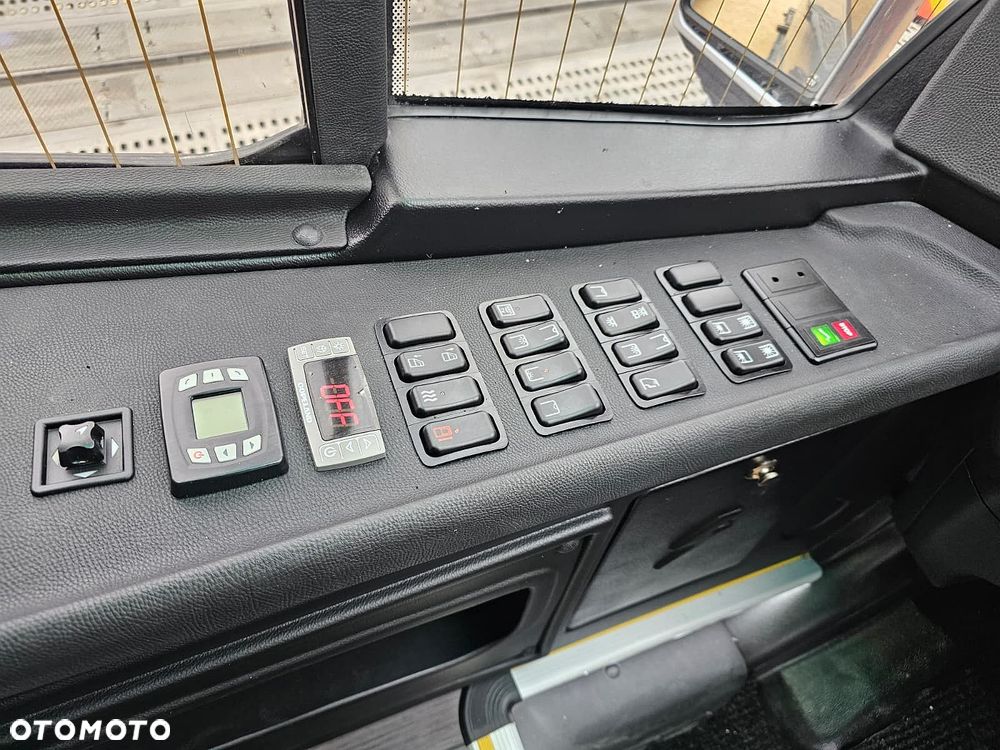 Iveco 70C21 ŻAK - 9