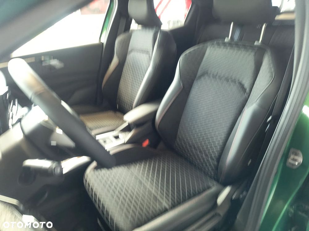 Renault Clio - 6