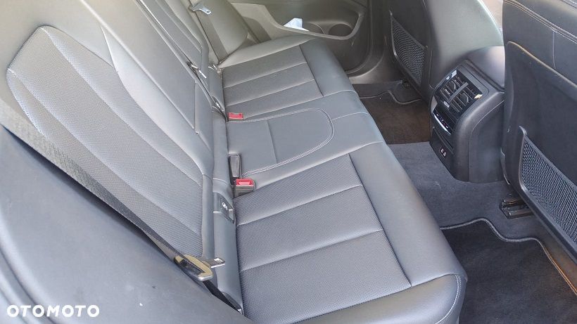 BMW X3 - 32