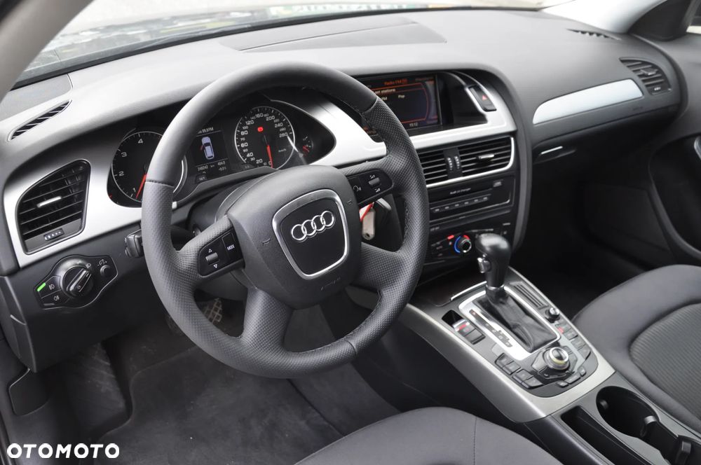 Audi A4 Avant - 12