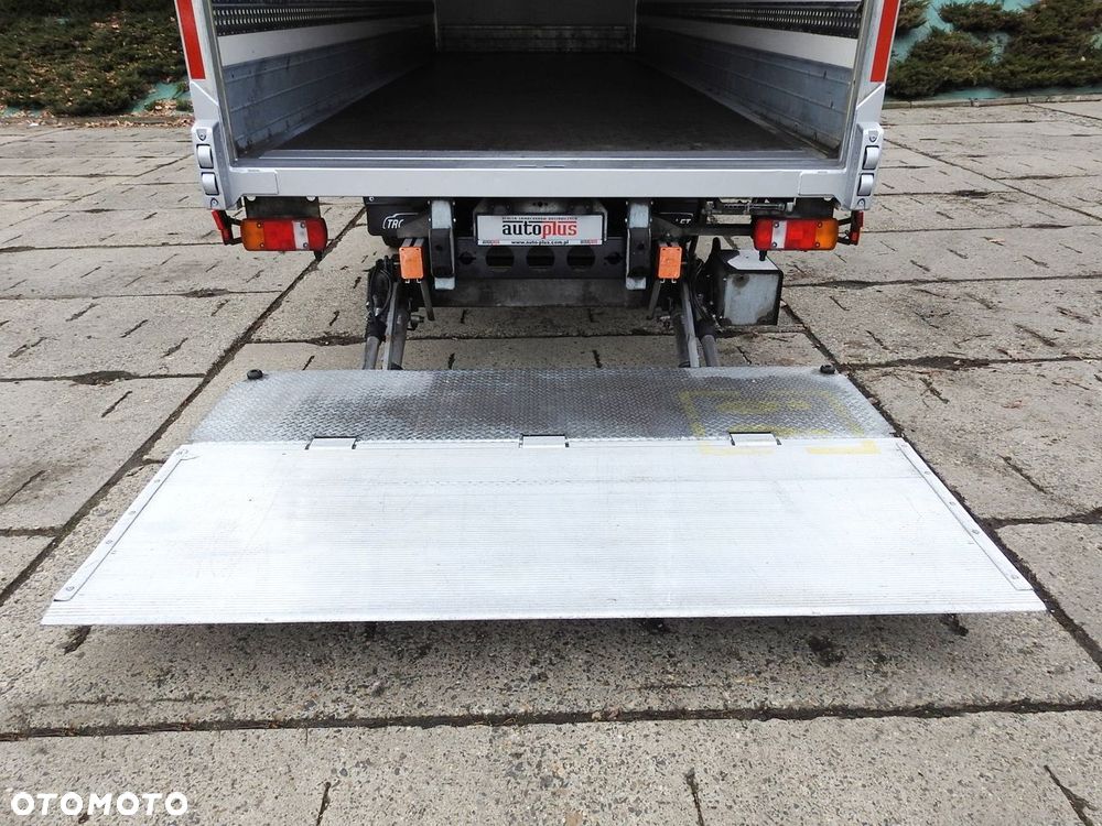 MAN TGL 12.220 KONTENER WINDA 18 PALET TEMPOMAT KLIMATYZACJA PNEUMATYKA AUTOMAT  BLIŹNIACZE KOŁA  220KM - 14