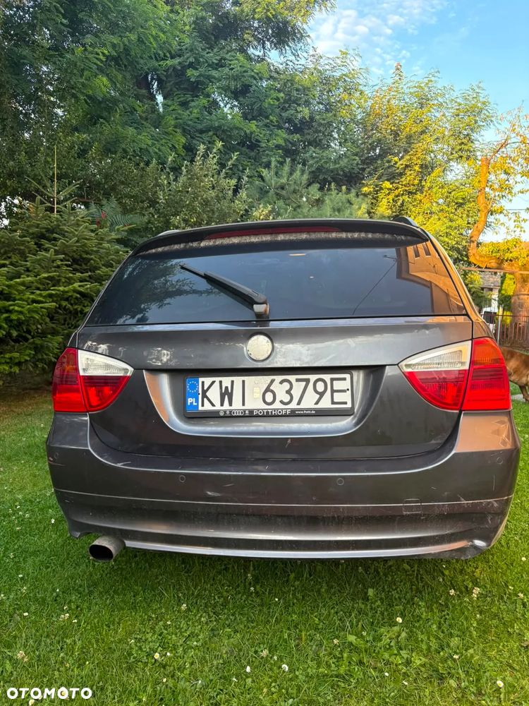 BMW Seria 3 - 14