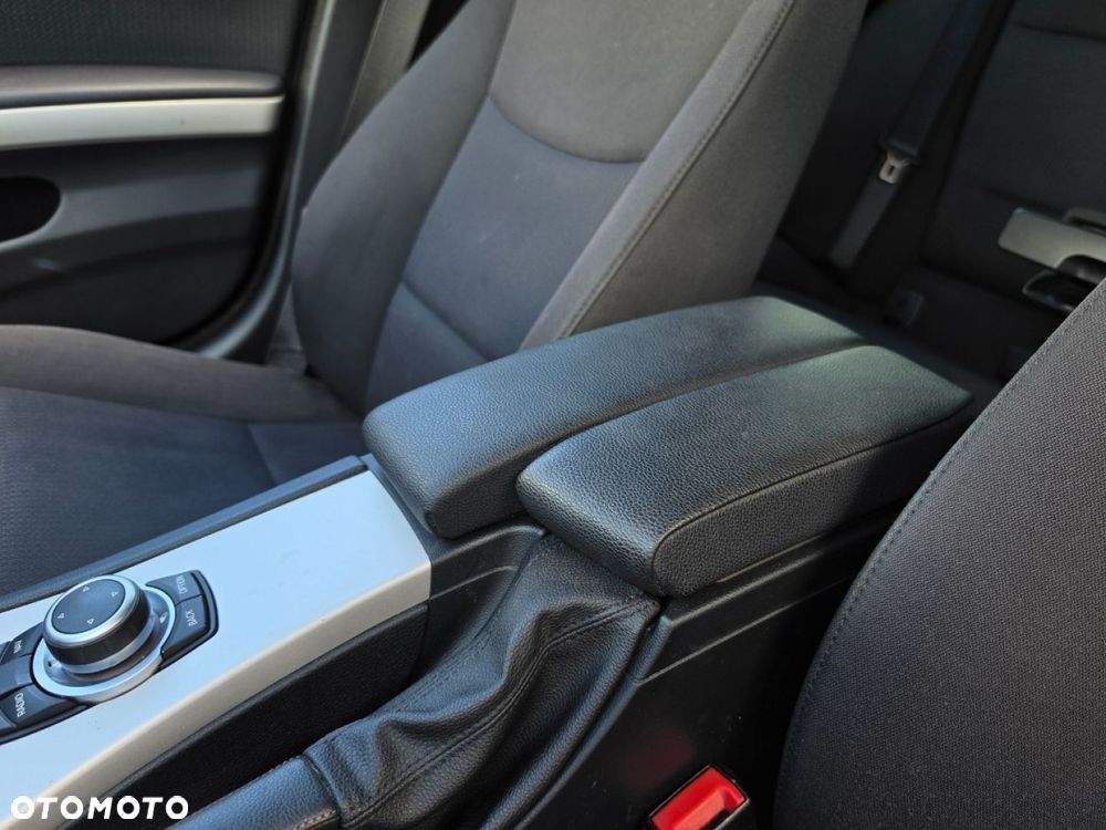 BMW Seria 3 - 30