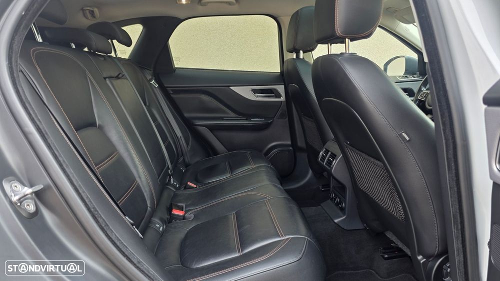 Jaguar F-Pace 20d AWD Prestige - 18