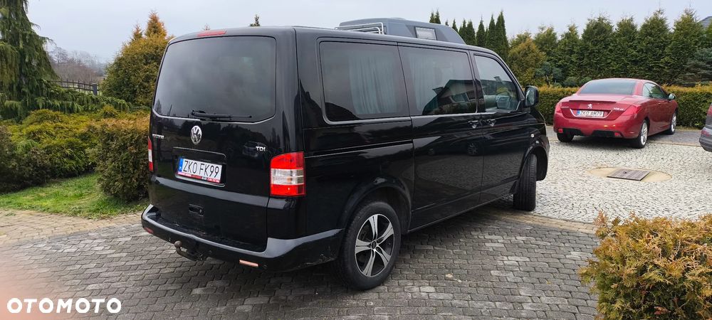 Volkswagen Multivan - 25