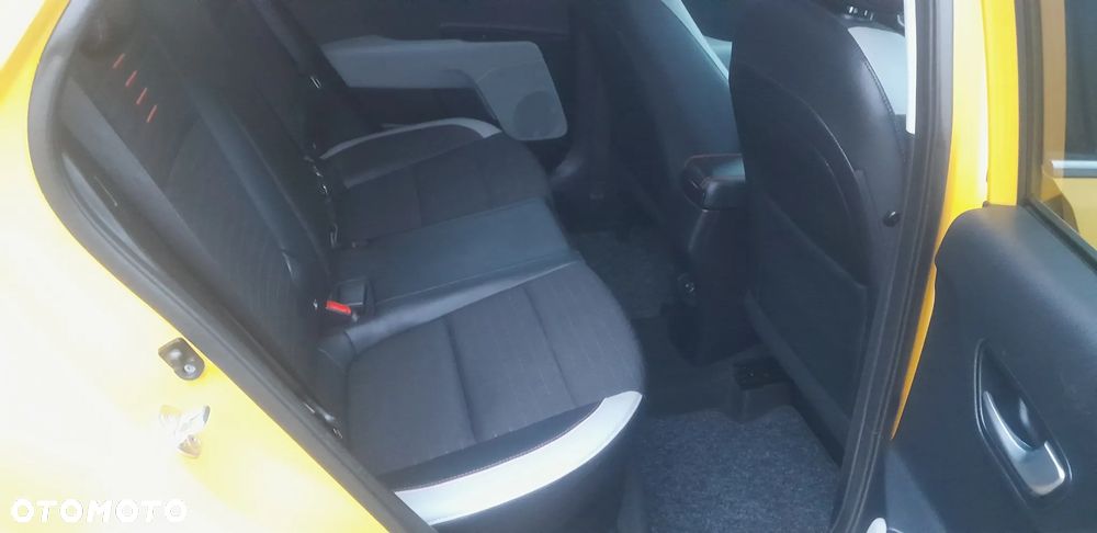 Kia Stonic 1.6 CRDi SCR XL - 23
