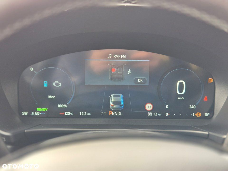 Ford Kuga - 22