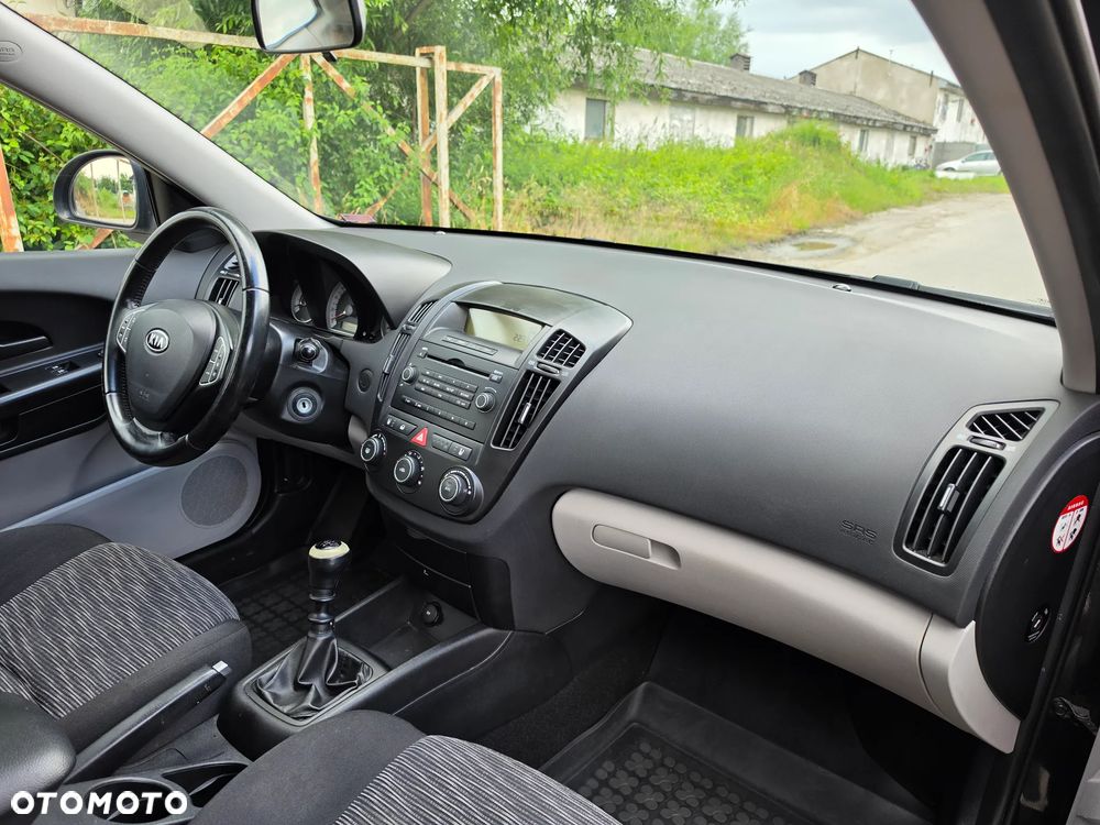 Kia Ceed 1.6 Comfort - 5