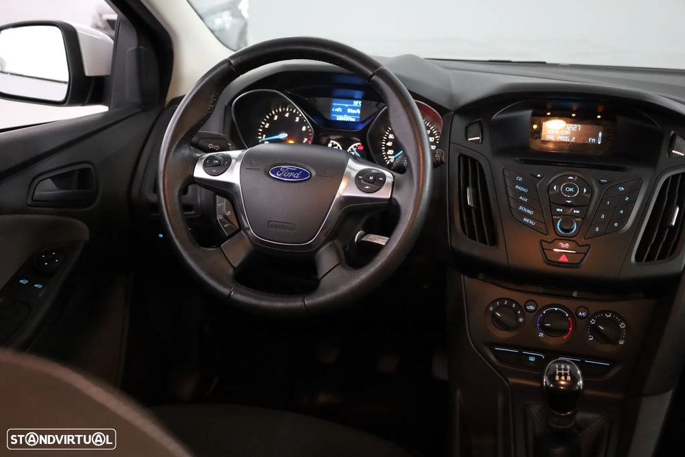 Ford Focus 1.0 EcoBoost S&S Ambiente - 15