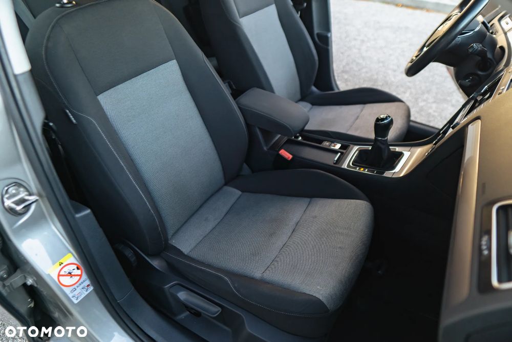Volkswagen Golf 1.2 TSI BMT Trendline - 18