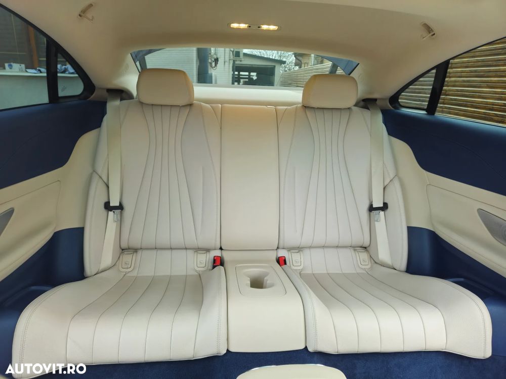 Mercedes-Benz E 220 d 4Matic 9G-TRONIC AMG Line - 9