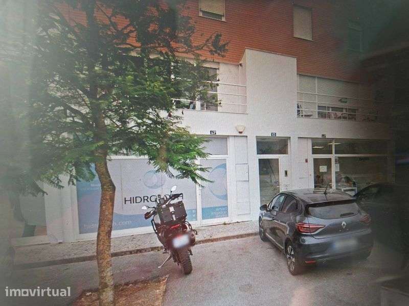 Loja na Urbanização do moinho loja 43A