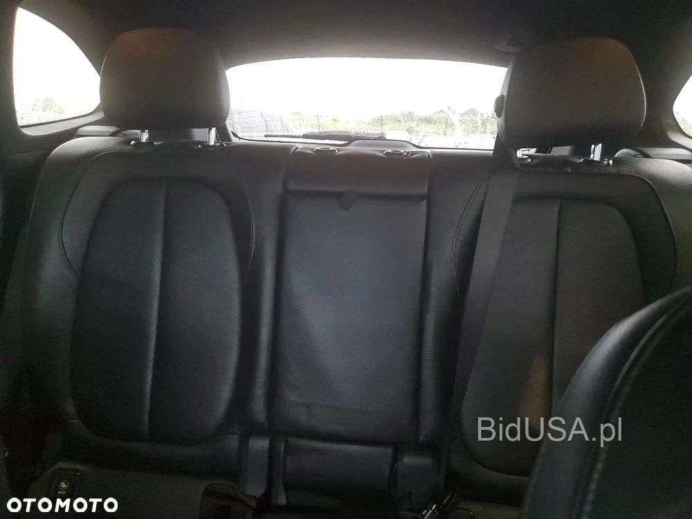 BMW X1 - 10