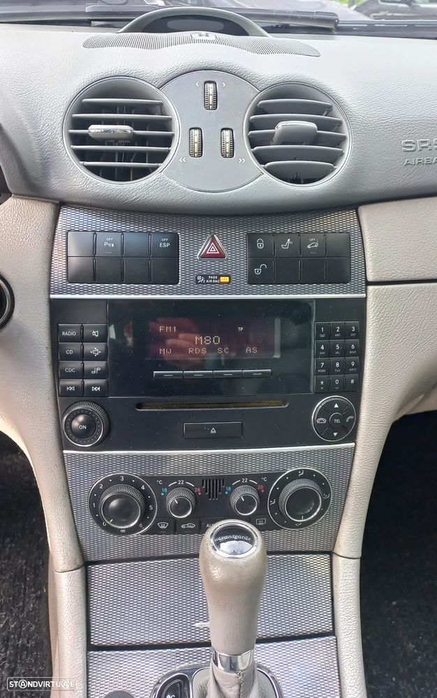 Mercedes-Benz CLK 200 K Avantgarde Aut. - 7